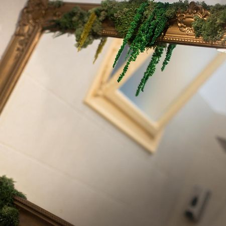 Budapestayz - Lonyay Studios Exteriör bild