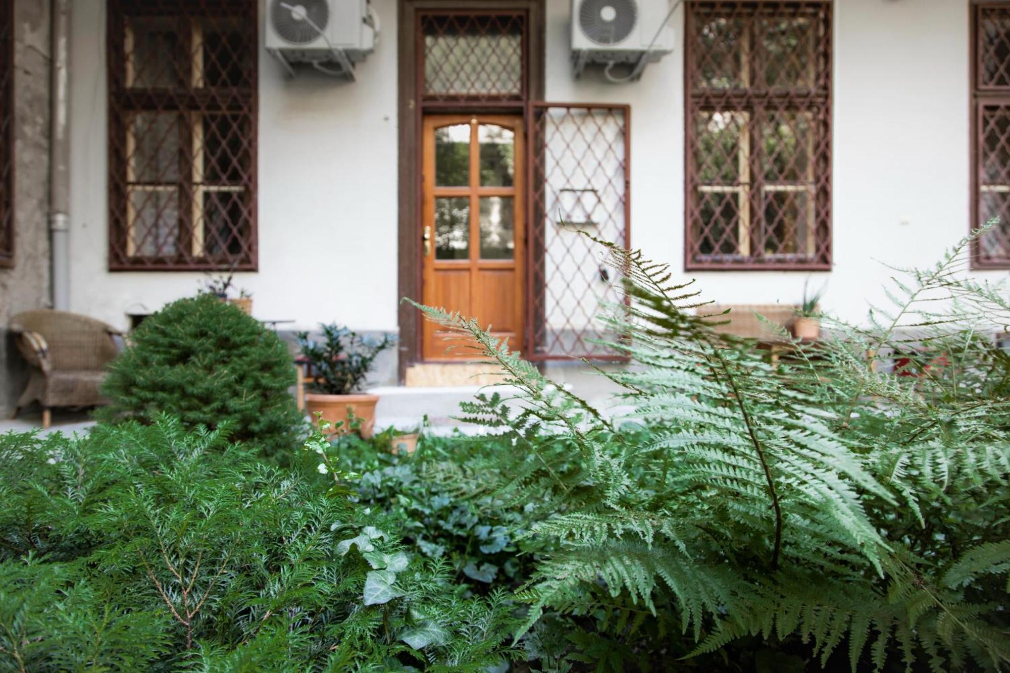 Budapestayz - Lonyay Studios Exteriör bild